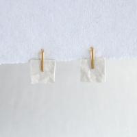 CRINKLED paper clay stud earrings with bars, square porcelain, gold