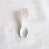 RUCHED No2, white porcelain, collectable spoon, amuse bouche, blue glaze, Vanillakiln, UK, fabric impression,