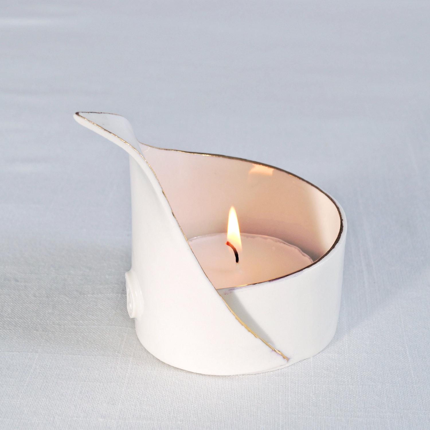 Luxury ceramic spiral LILY tea light holder white porcelain Vanillakiln