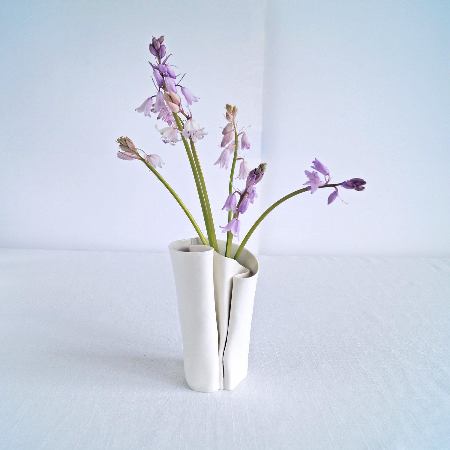 UNFOLDING No6, freeform porcelain vase, white grey ceramic glazes, Vanillakiln, art vase, artistic vase, hand made vase, free