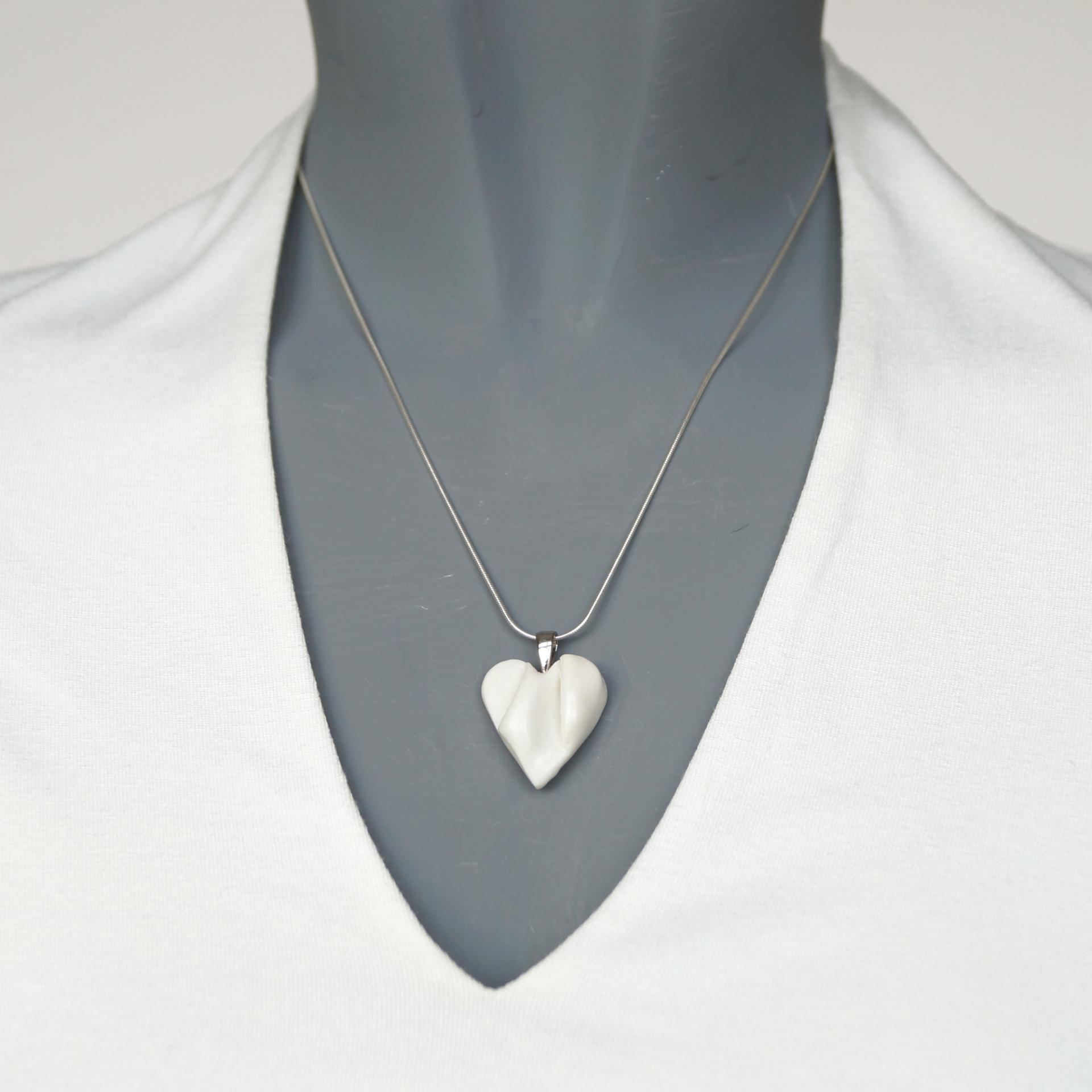 DRAPED heart necklace, small white, silver